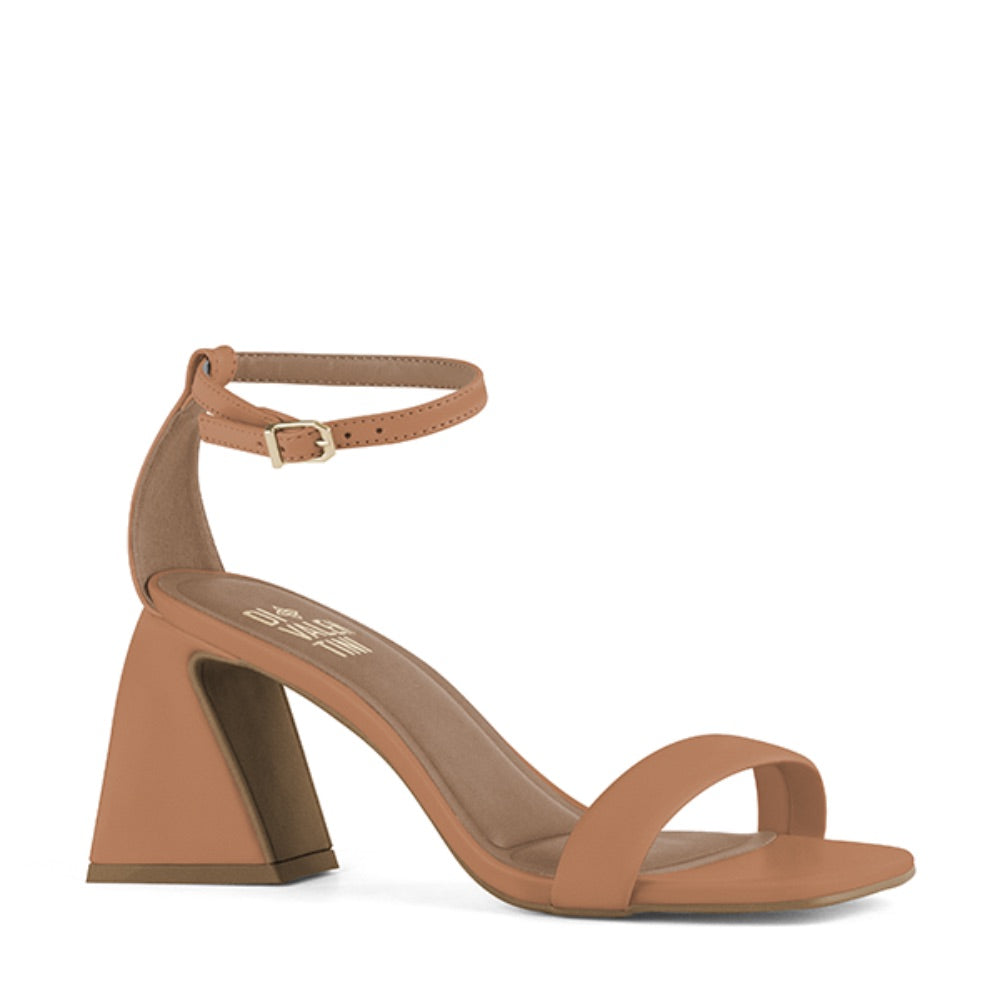 Sandalias camel on sale